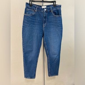 Woman’s H&M jeans